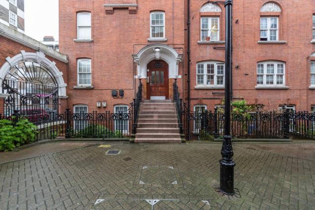 Flat In Londres